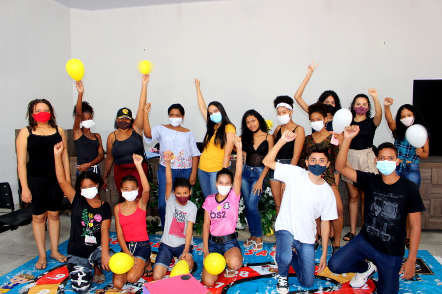 Secretária de Saúde de São Valério Realiza Ação com Adolescentes Relativo ao Setembro Amarelo!